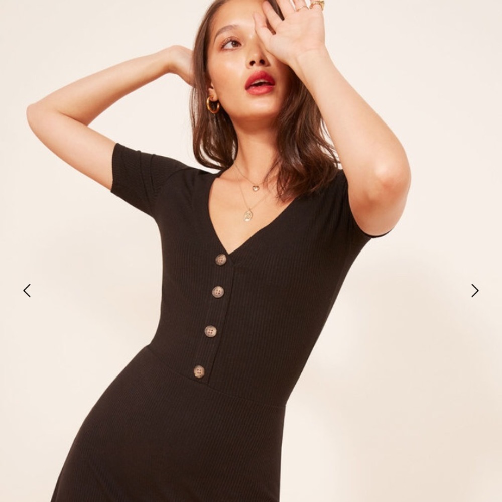 Reformation cardinal dress size xs black